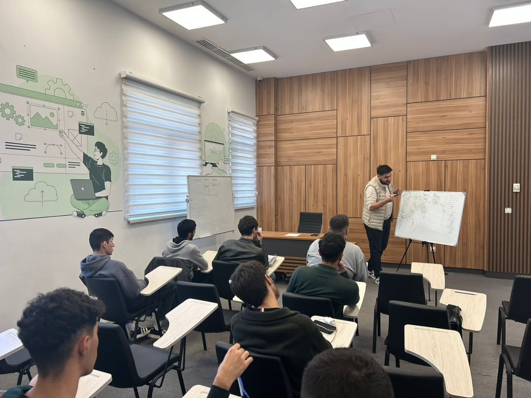 Kibertəhlükəsizlik risklərinin azaldılması və ehtiyat planları mövzusunda növbəti təlim keçirilib.