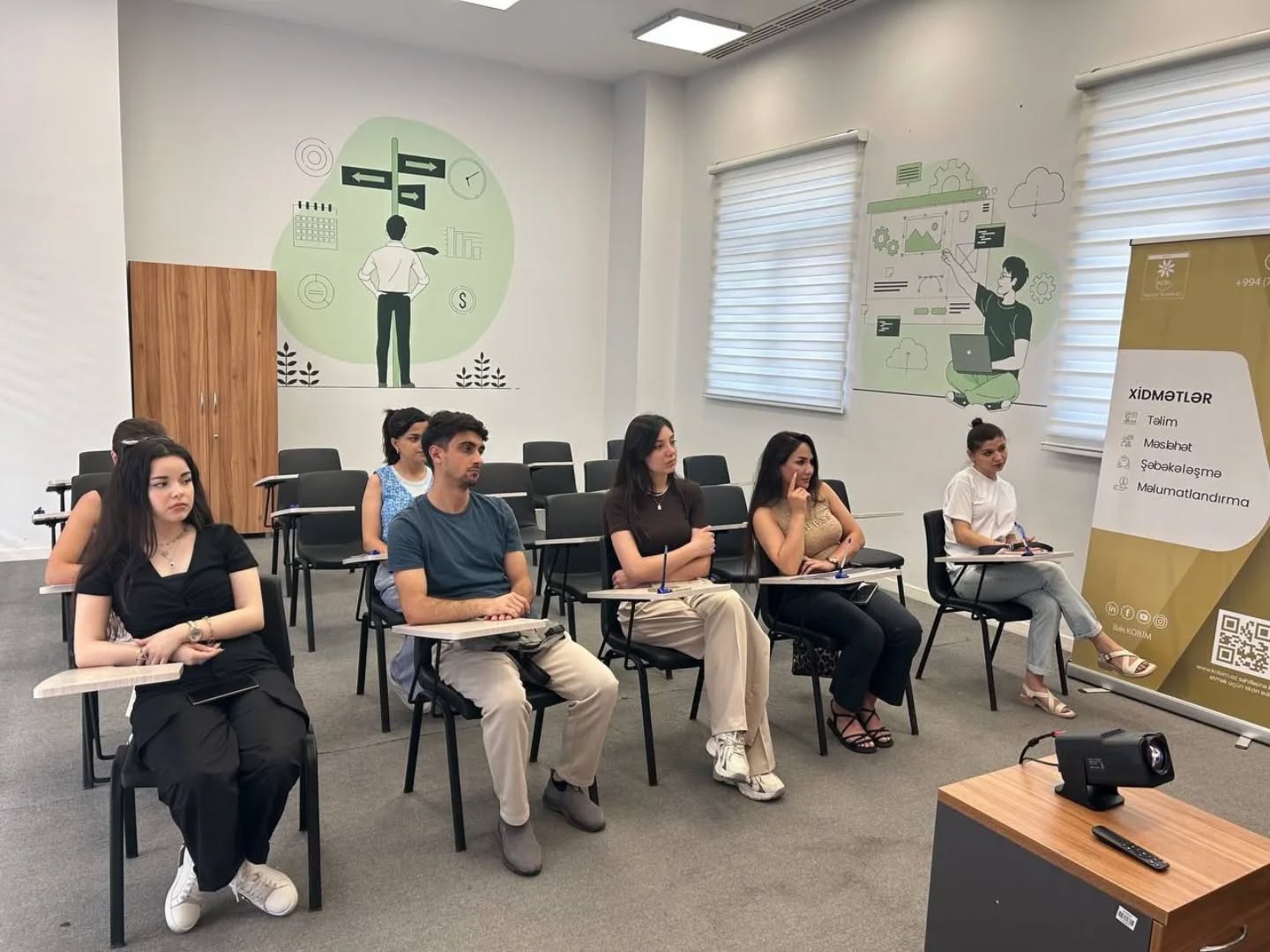 "Kibertəhlükəsizlikdə insan faktoru" mövzusunda növbəti təlim keçirilib.