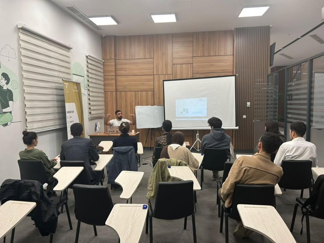 Power BI-da məlumat modelləşdirilməsi mövzusunda növbəti təlim keçirilib.
