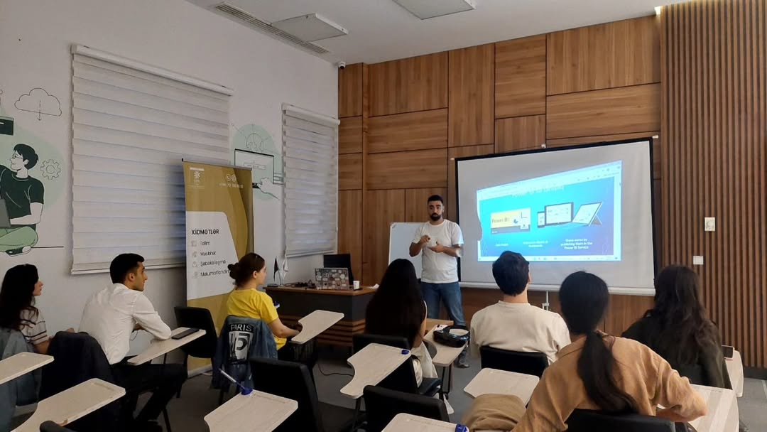 Power BI-da vizualların qurulması mövzusunda növbəti təlim keçirilib.