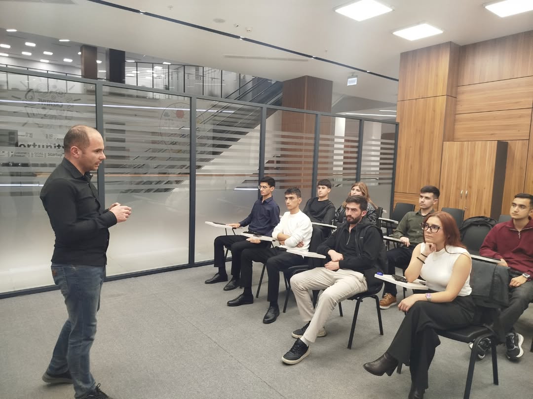 Qrantlar, investorlar və alternativ maliyyə mənbələri mövzusunda növbəti təlim keçirilib.