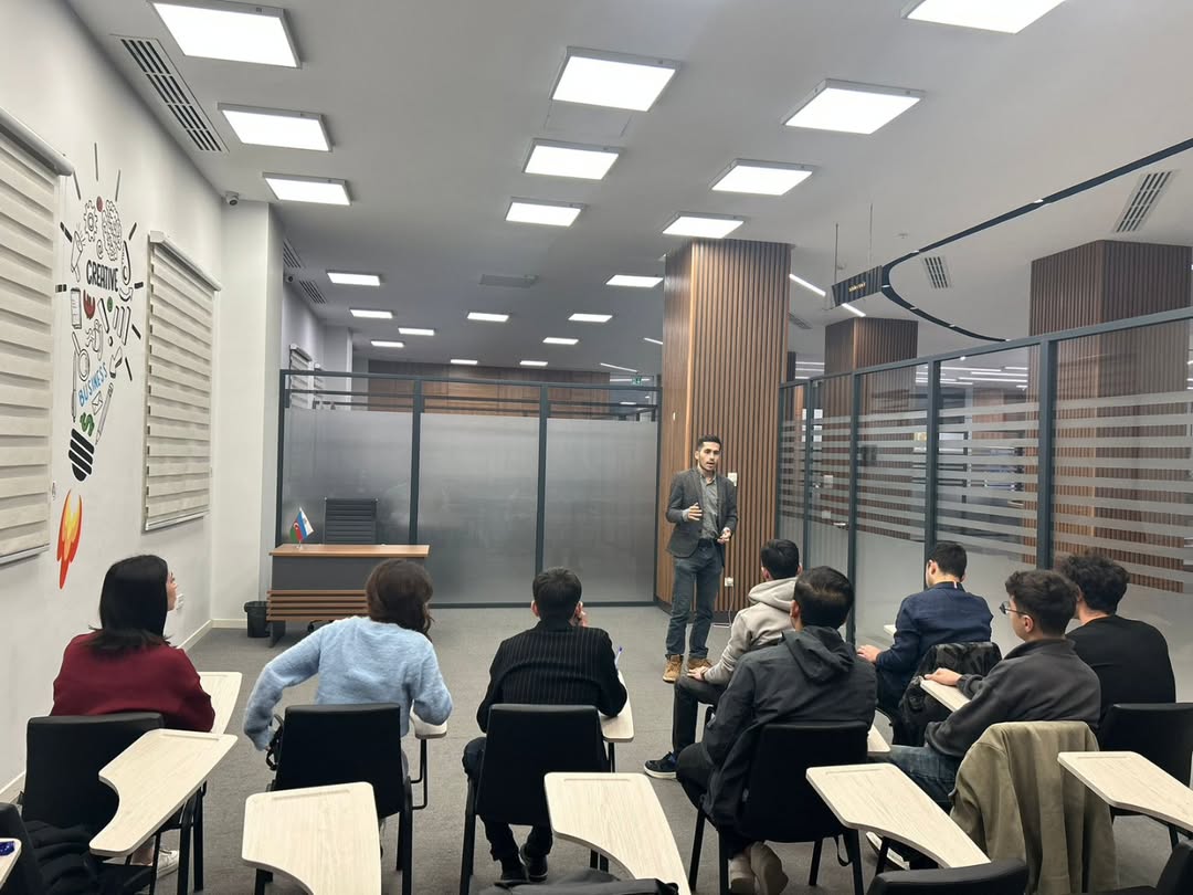 Hədəf auditoriyanı tanımaq mövzusunda növbəti təlim keçirilib.